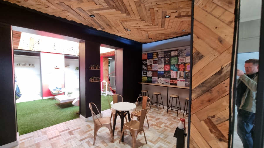 To Let Commercial Property for Rent in Woodstock Western Cape